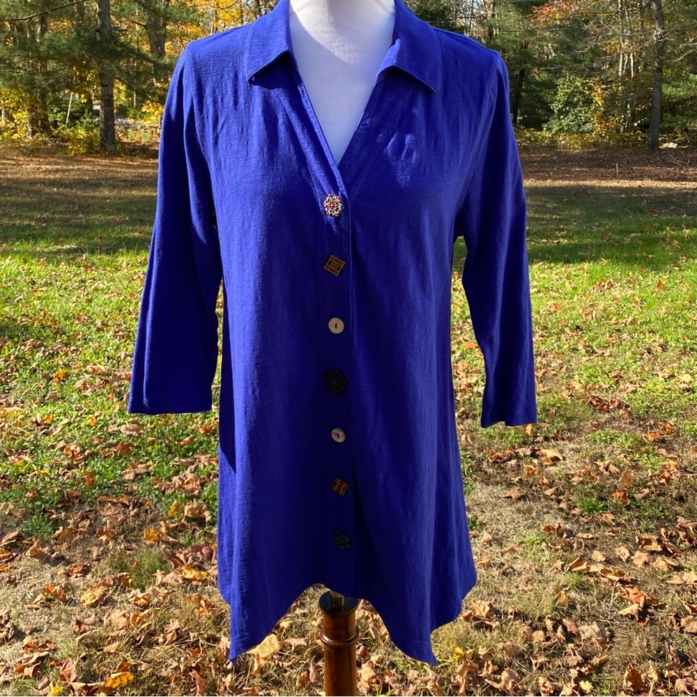SOFT SURROUNDINGS TOP TUNIC BLUE SHARK BITE HEM 3/4 SLEEVE COLLAR V-NECK SIZE S